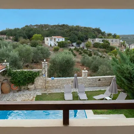 Villa Korini With Swimming Pool Achlades